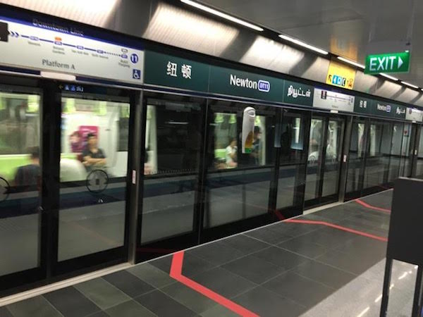 シンガポールの地下鉄構内