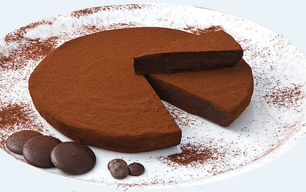 フィレンツェ名物のダークチョコレートケーキ「トルタピストッキ」の写真