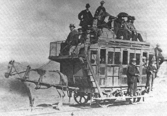 世界初の旅客馬車鉄道