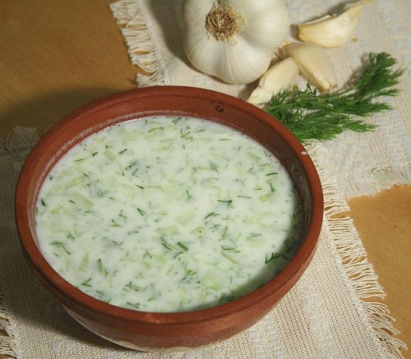 サラダからメインまで！ブルガリアのおすすめ伝統料理６選
