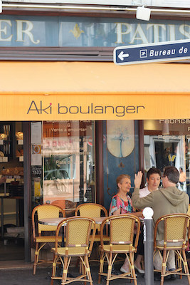 フランスのパン屋「Aki Boulanger(アキ・ブーランジェ)」の店内