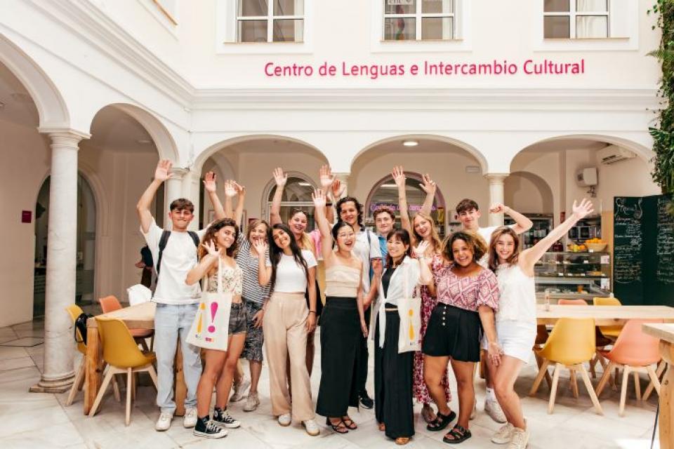 【学校スタッフにインタビュー】典型的な日本人が徐々にアンダルシア人に⁉スペイン語と文化にどっぷり浸かるならCLICセビリア