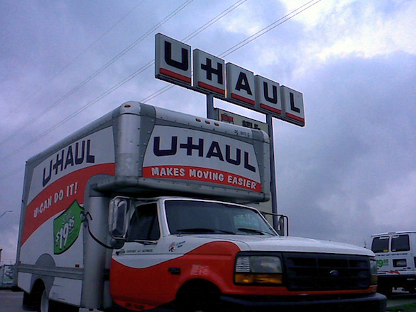 U-Haulのトラック