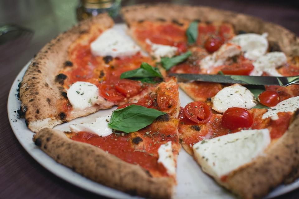 もう注文に迷わない！イタリアで人気・定番のピザ１０選