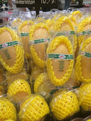 タイで販売されているマンゴー