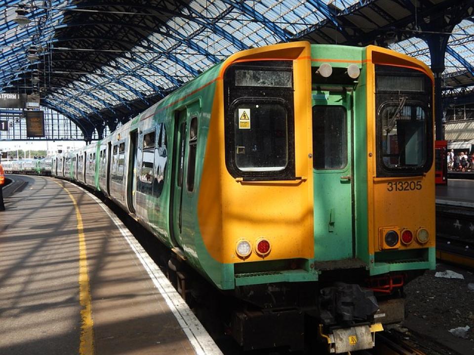 運賃がお得になる「レイルカード」とは？イギリスで格安に列車旅行をする方法