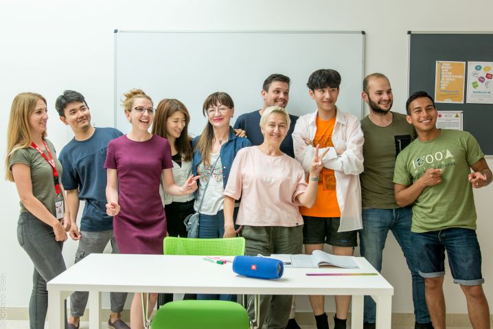 Atlas Language School,講師,生徒,教室