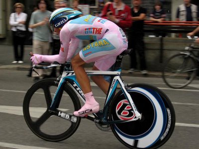 イタリアの自転車レース、Giro d&apos;Italiaの様子