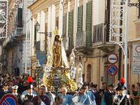 イタリア限定の祝日「守護聖人の日（Festa del Santo Patrono）」とは？