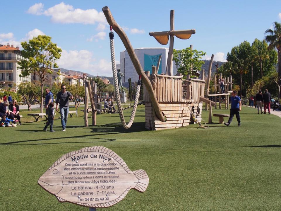 留学生から家族連れまで楽しめるフランス・ニースの大きな公園２選