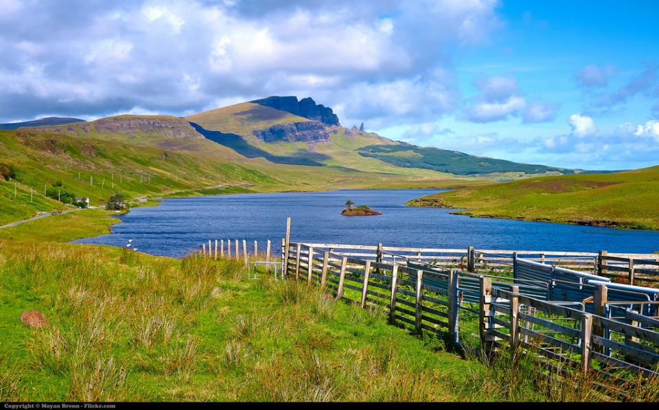 ヨークから片道3時間！？まるで別世界の美しい景色が広がるスコットランド旅行オススメ３選