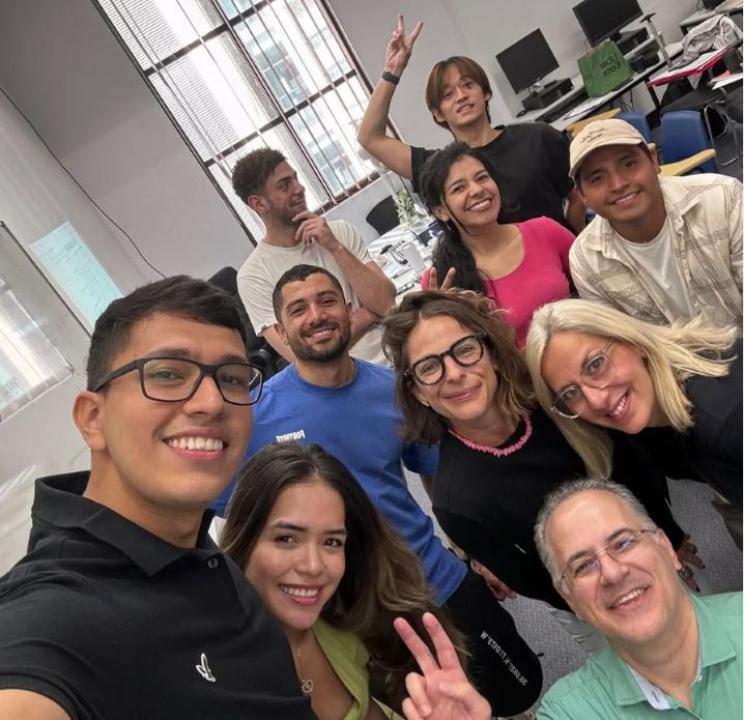 【学校スタッフにインタビュー】シドニー在住歴約20年!18年前の母校Lloydsでスタッフとして働くKayoさん!