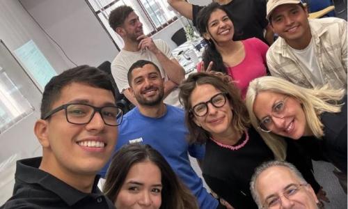 【学校スタッフにインタビュー】シドニー在住歴約20年!18年前の母校Lloydsでスタッフとして働くKayoさん!