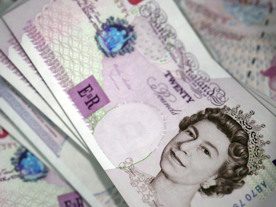 ロンドンで一人暮らしをするのに必要な費用とは？