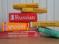 どれくらい勉強すれば外国語をマスターできるの？語学力の向上と学習時間の関係性