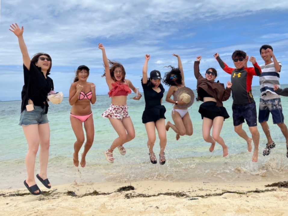 【学校スタッフにインタビュー】インターン生も活躍中！リゾート環境でネイティブ講師の授業も受けられるGENIUS ENGLISH